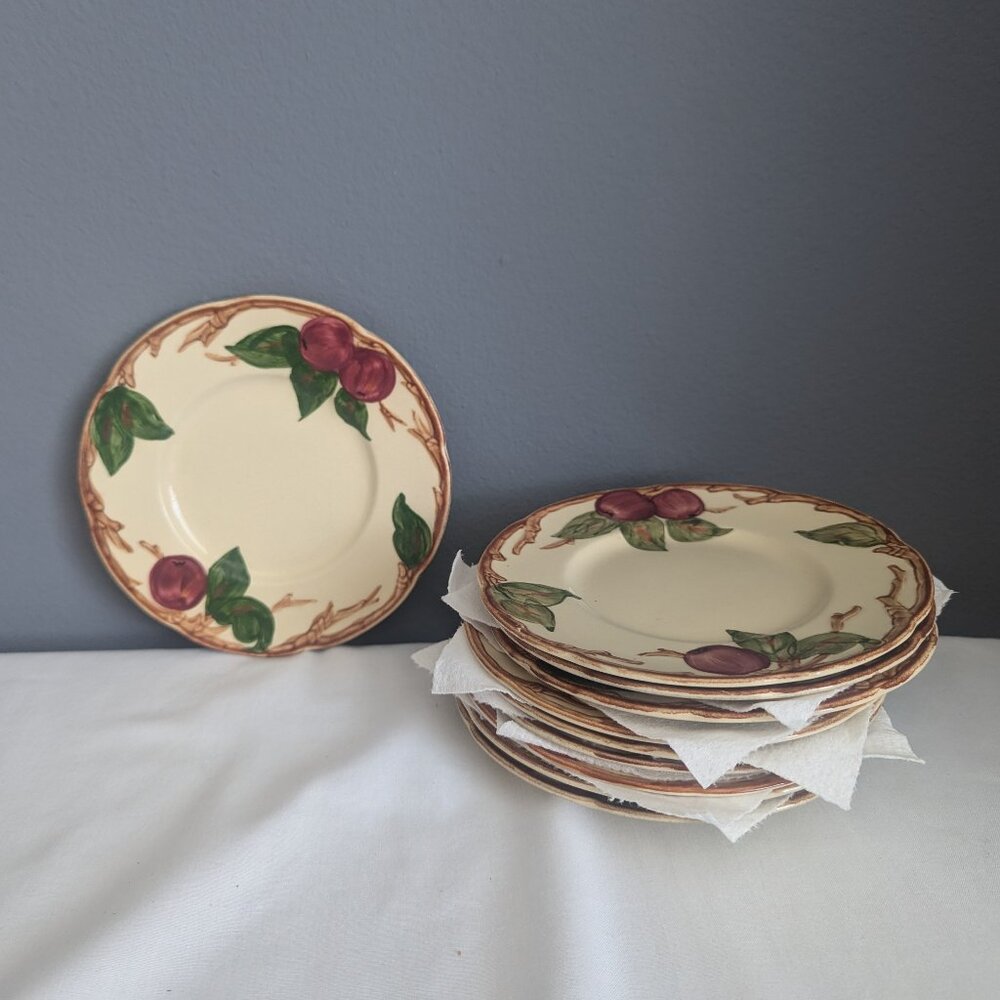 Set of 10 Vintage FRANCISCAN WARE Apple Leaf Pattern  6" Saucer Side Plates